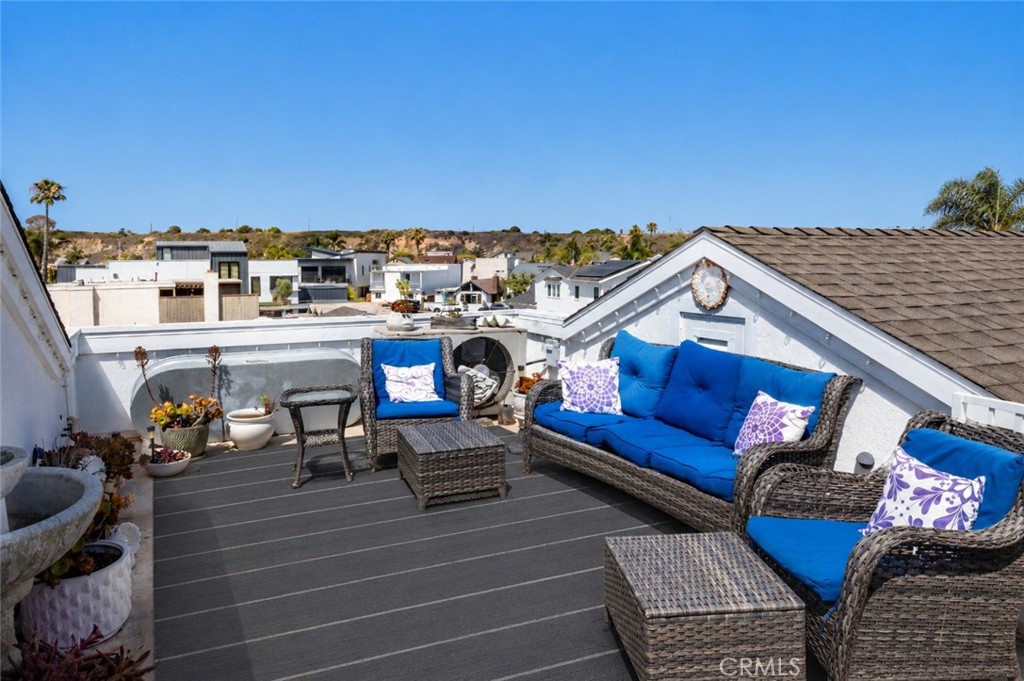 331 Walnut Street, Newport Beach CA 92663 - photo 31