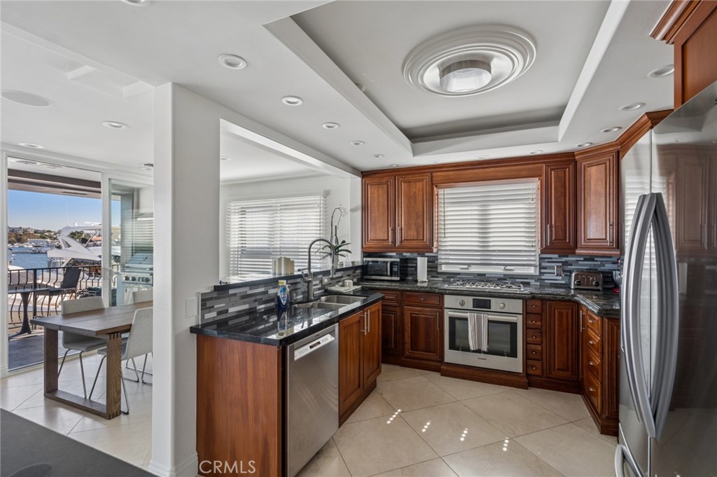 3322 Via Lido, Newport Beach CA 92663 - photo 9