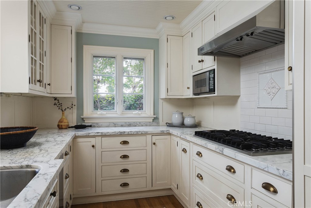 333 Pirate Road, Newport Beach CA 92663 - photo 8