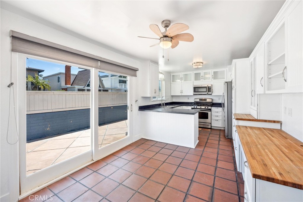 336 Canal Street, Newport Beach CA 92663 - photo 5