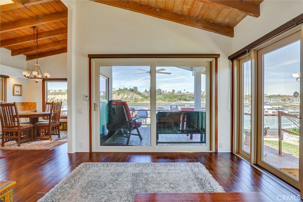 35 Saratoga, Newport Beach CA 92660 - photo 5