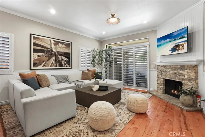366 Villa Point, Newport Beach