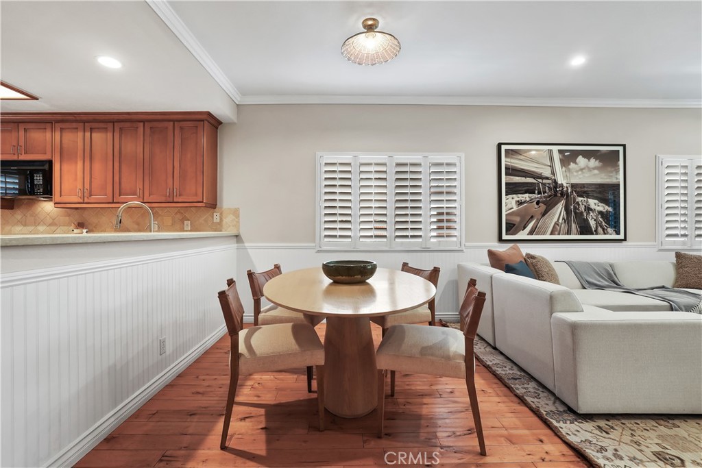 366 Villa Point, Newport Beach CA 92660 - photo 12