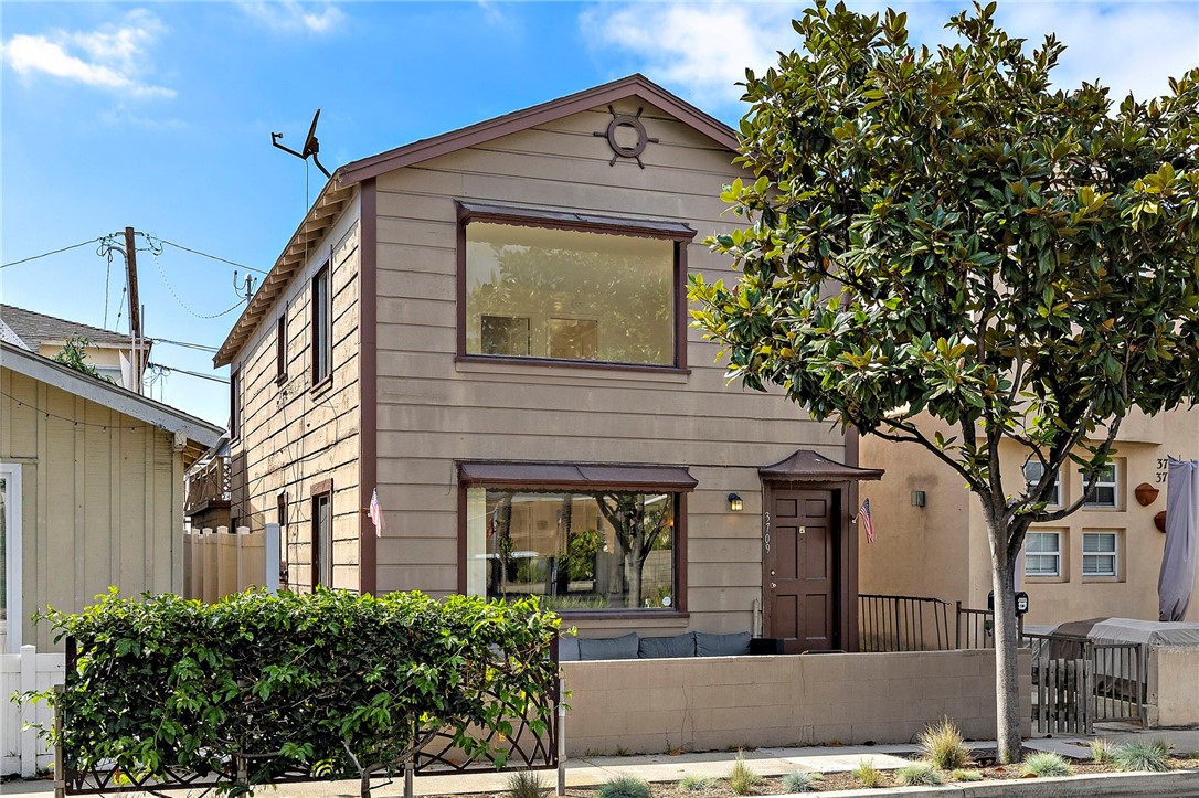 3709 W Balboa, Newport Beach CA 92663 - photo 1