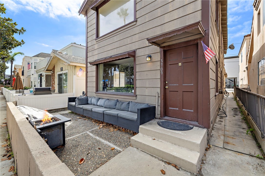 3709 W Balboa, Newport Beach CA 92663 - photo 1