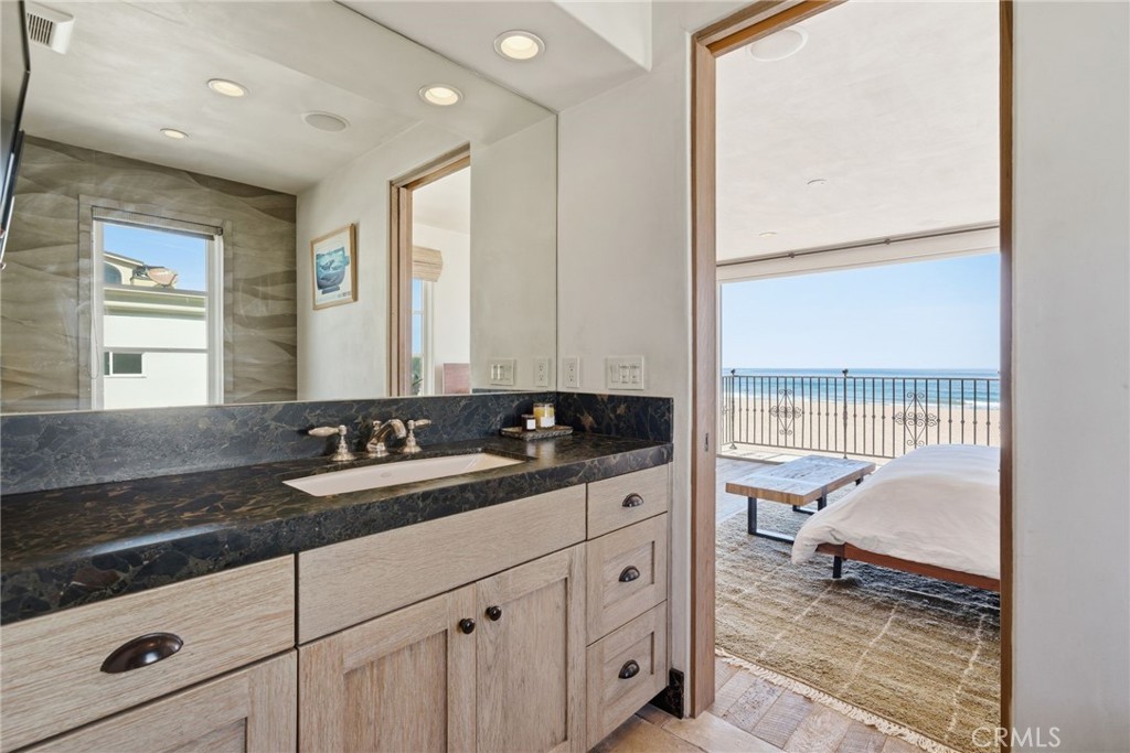 3715 Seashore Drive, Newport Beach CA 92663 - photo 15