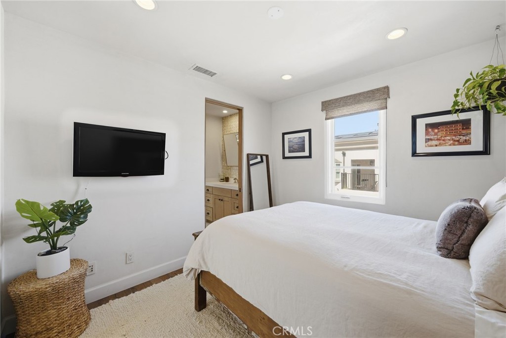 3715 Seashore Drive, Newport Beach CA 92663 - photo 17