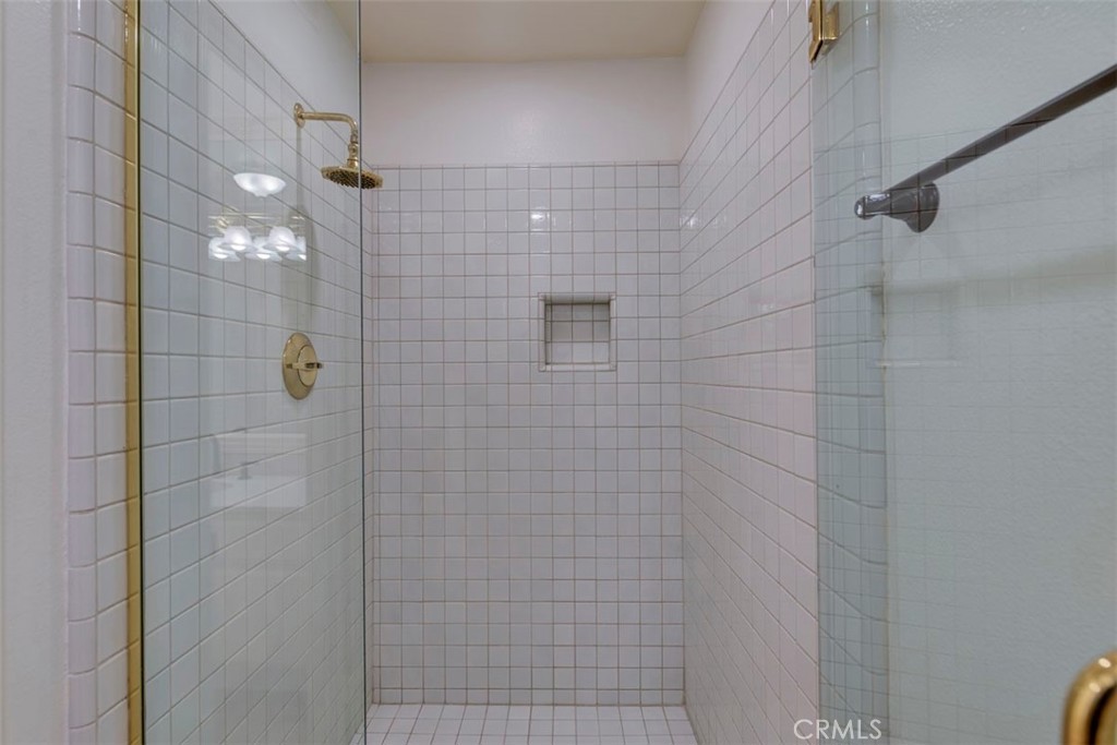 3741 Geranium, Corona Del Mar CA 92625 - photo 21