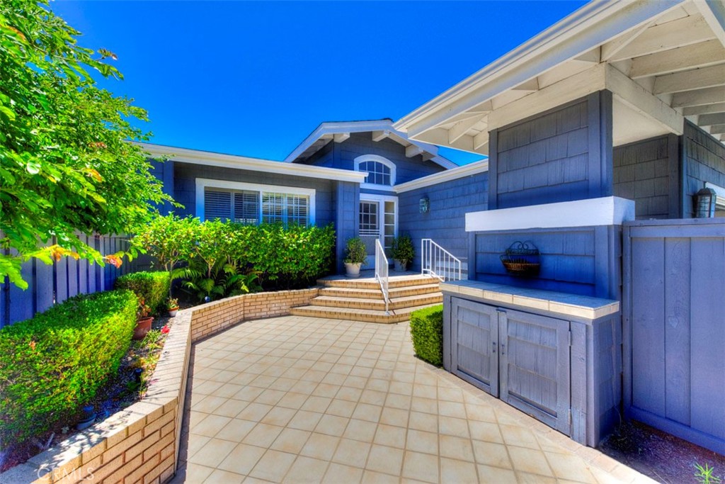 3741 Geranium, Corona Del Mar CA 92625 - photo 32