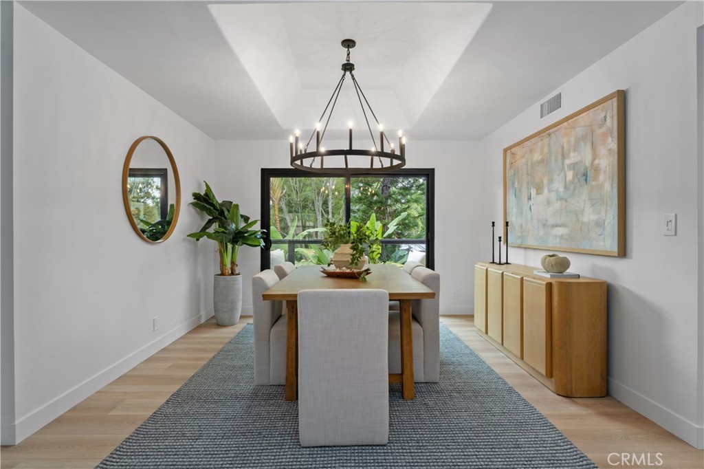 Dining room - 375 Newport Glen Court, Newport Beach CA 92660 - photo 7