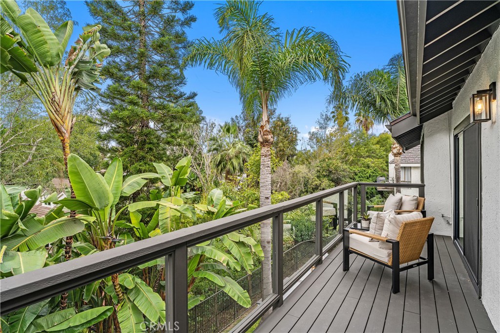375 Newport Glen Court, Newport Beach CA 92660 - photo 17