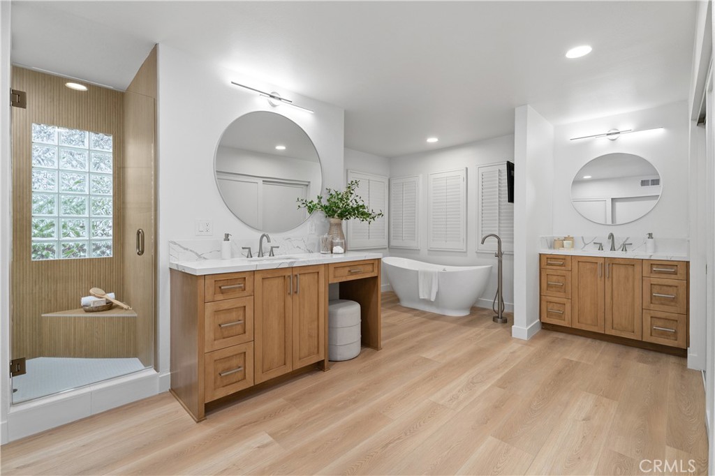 Primary bathroom - 375 Newport Glen Court, Newport Beach CA 92660 - photo 23