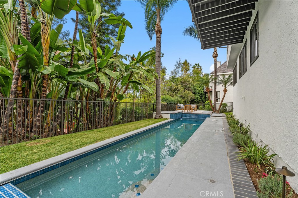 375 Newport Glen Court, Newport Beach CA 92660 - photo 36