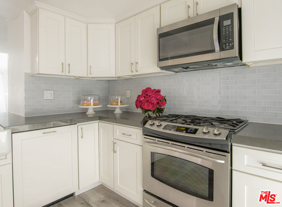 38 Sea Island Drive, Newport Beach CA 92660 - photo 12