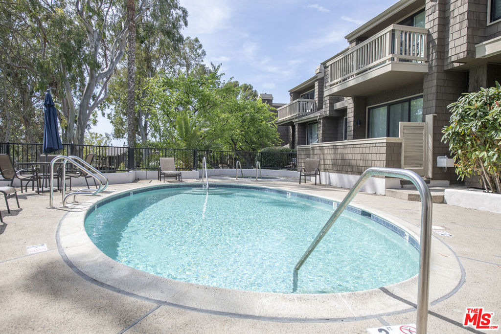 38 Sea Island Drive, Newport Beach CA 92660 - photo 23