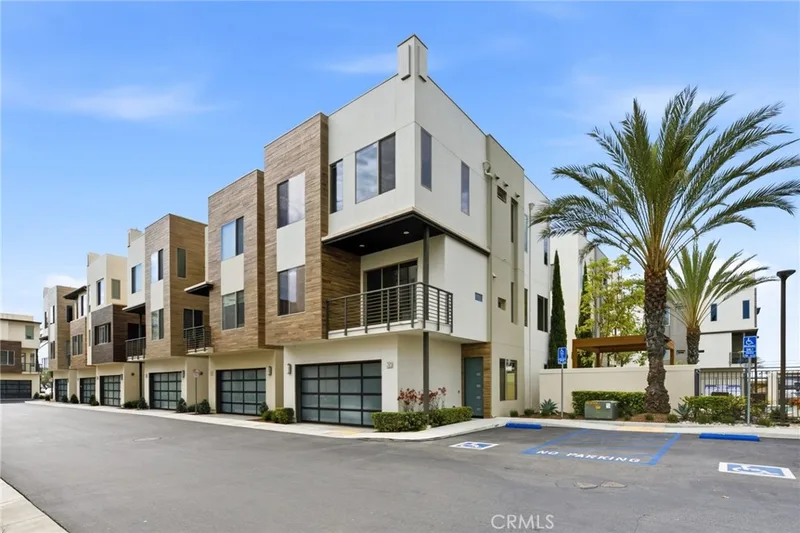 39 Ebb Tide, Newport Beach, CA 92663