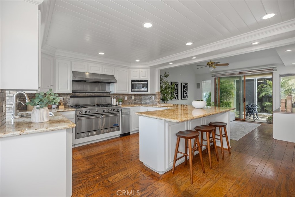 39 Harbor Ridge, Newport Beach CA 92660 - photo 24