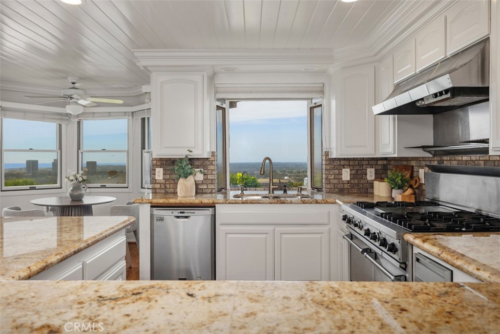 39 Harbor Ridge, Newport Beach CA 92660 - photo 26