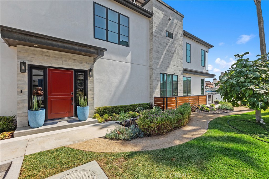3915 Marcus Avenue, Newport Beach CA 92663 - photo 3