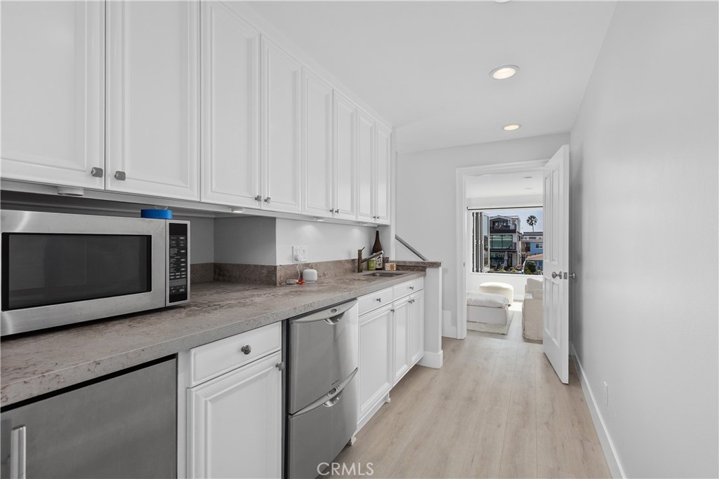 3915 Marcus Avenue, Newport Beach CA 92663 - photo 24