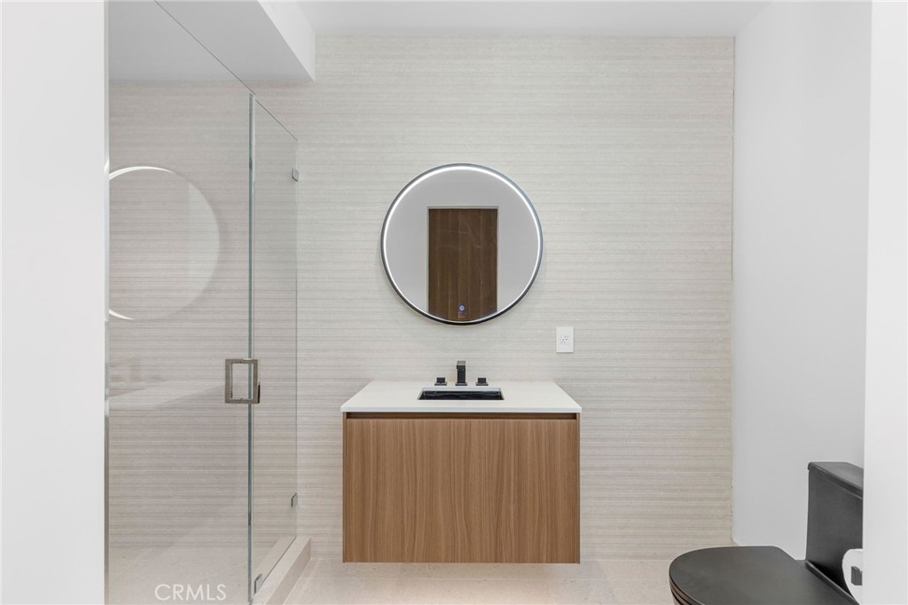 Lower bathroom - 4 Geneve, Newport Beach CA 92660 - photo 59