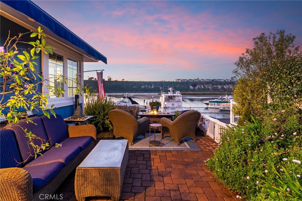 4 Saratoga, Newport Beach CA 92660 - photo 31