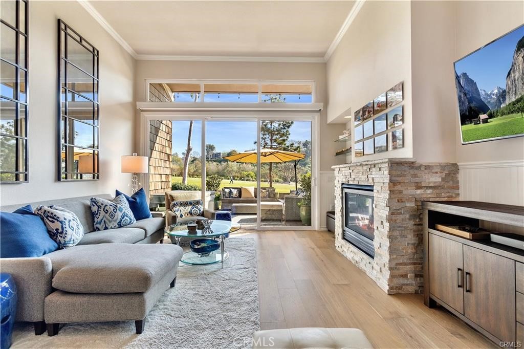 Photos are from prior listing. Home is tenant occupied and as such prior photos were used. - 4 Sea Island Drive, Newport Beach CA 92660 - photo 16