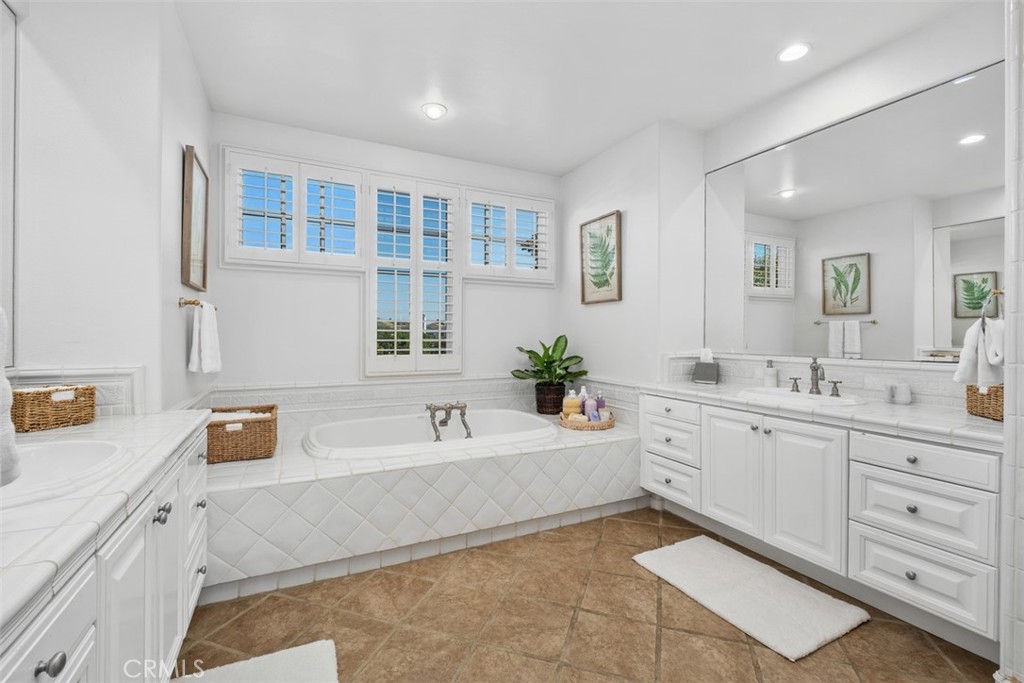 40 Crooked Stick Drive, Newport Beach CA 92660 - photo 21
