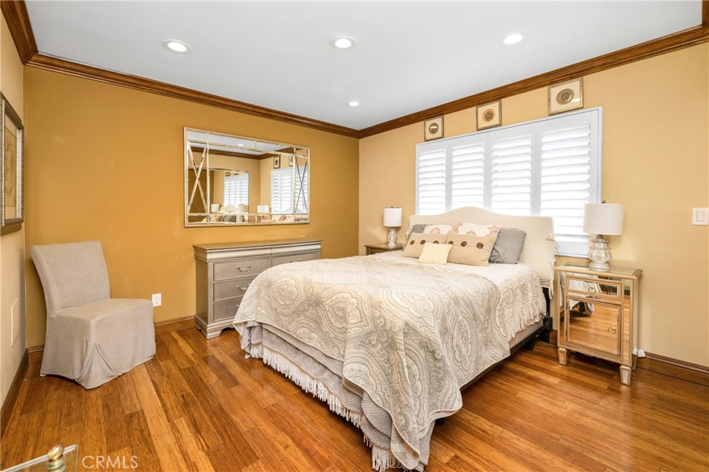 401 Holmwood Drive, Newport Beach CA 92663 - photo 14