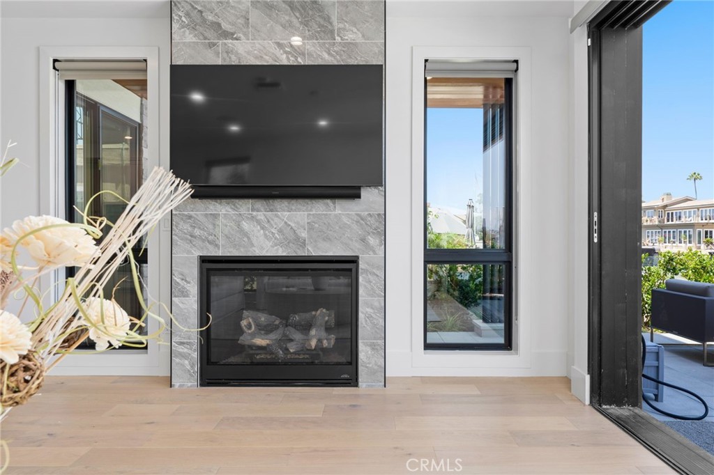 4014 Channel Place, Newport Beach CA 92663 - photo 13