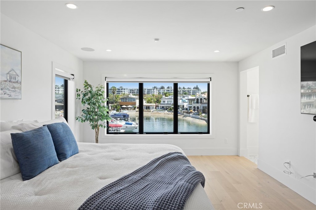 4014 Channel Place, Newport Beach CA 92663 - photo 20