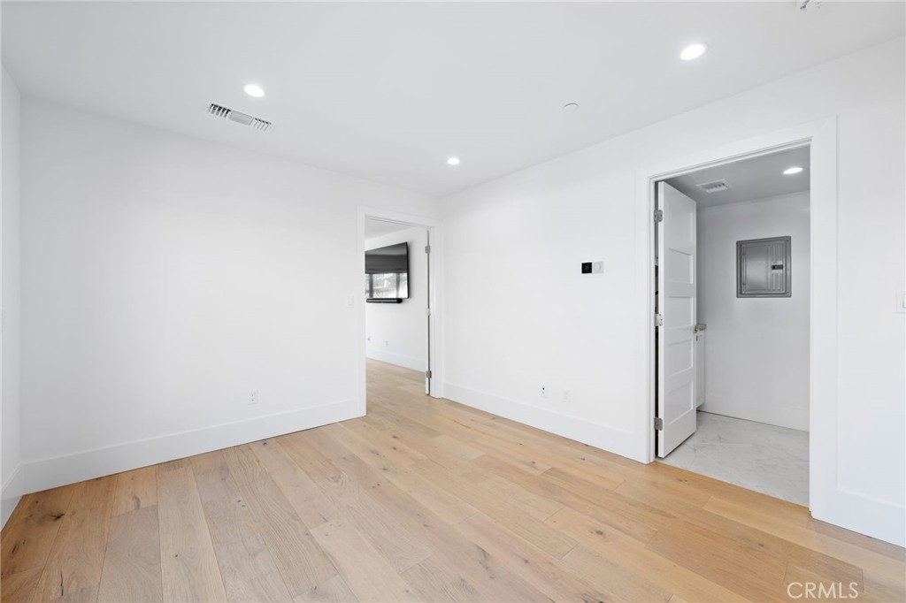 4014 Channel Place, Newport Beach CA 92663 - photo 45