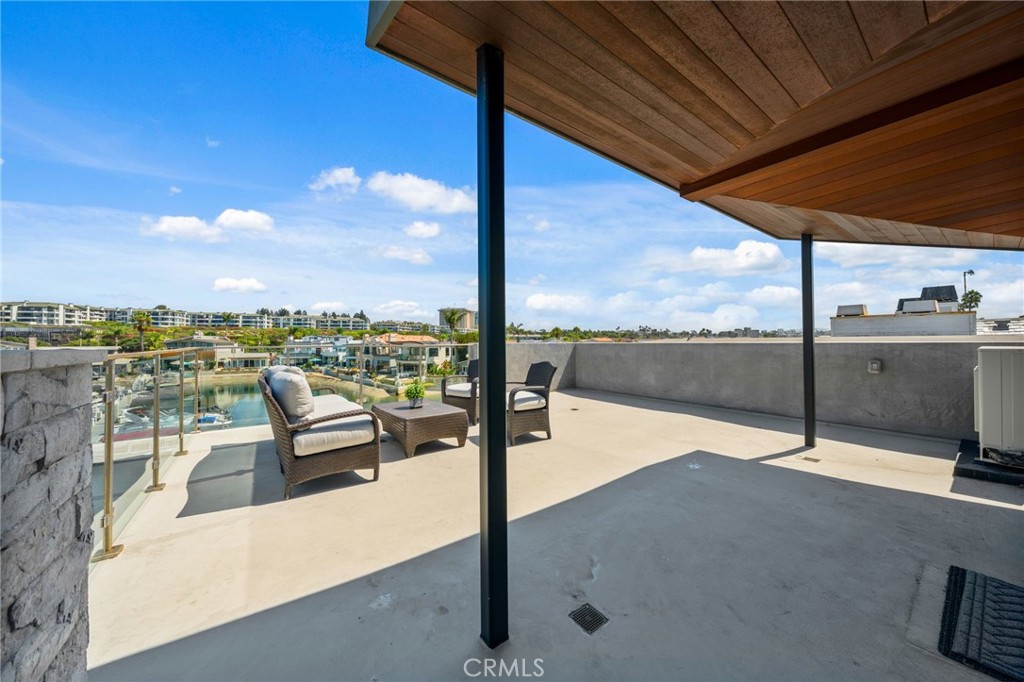 4014 Channel Place, Newport Beach CA 92663 - photo 47