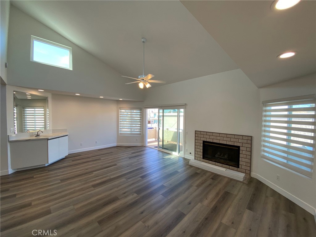 406 Clubhouse, Newport Beach CA 92663 - photo 4