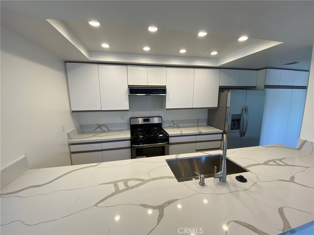 406 Clubhouse, Newport Beach CA 92663 - photo 6