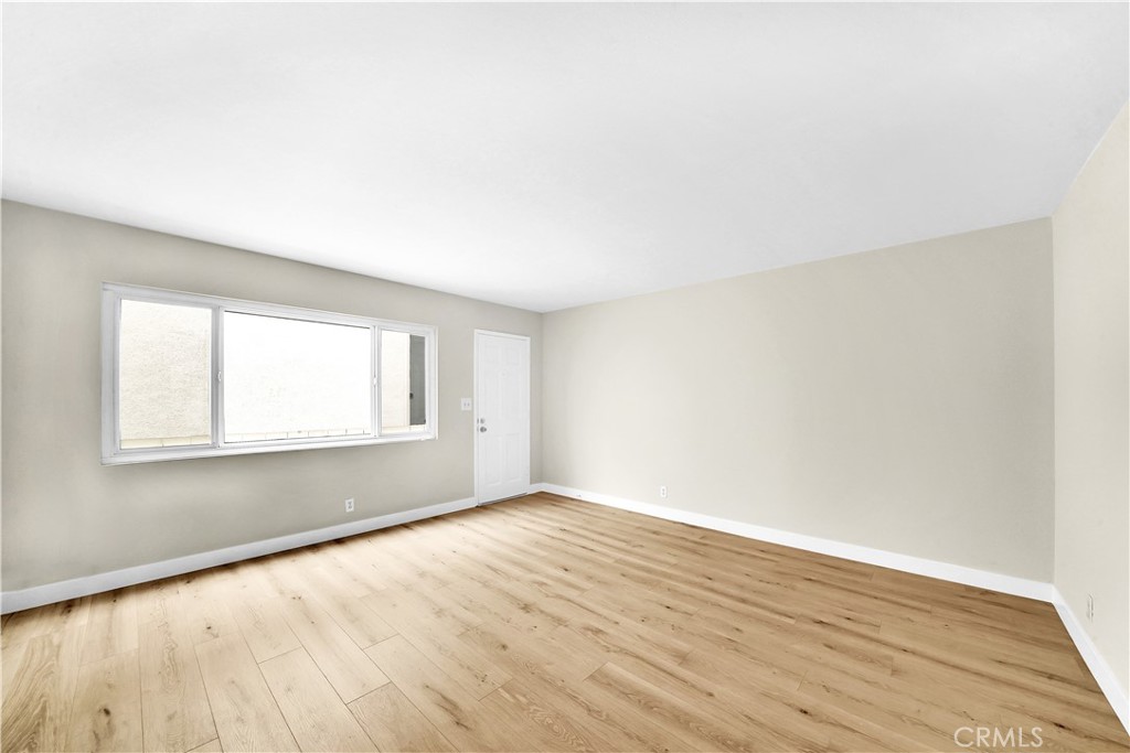 406 Jasmine 1/2, Newport Beach CA 92625 - photo 9