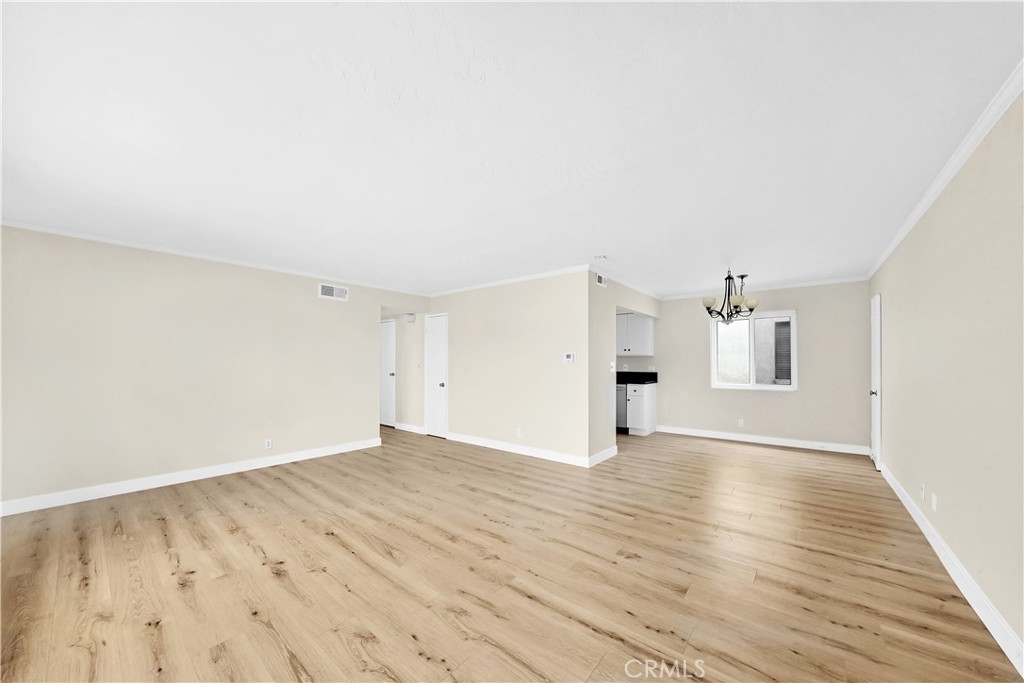 406 Jasmine 1/2, Newport Beach CA 92625 - photo 14