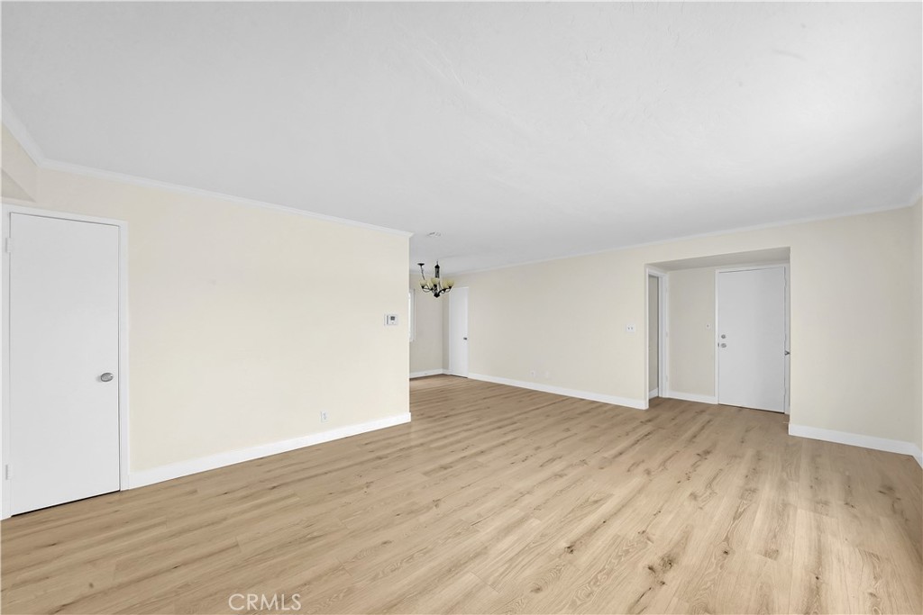 406 Jasmine 1/2, Newport Beach CA 92625 - photo 15