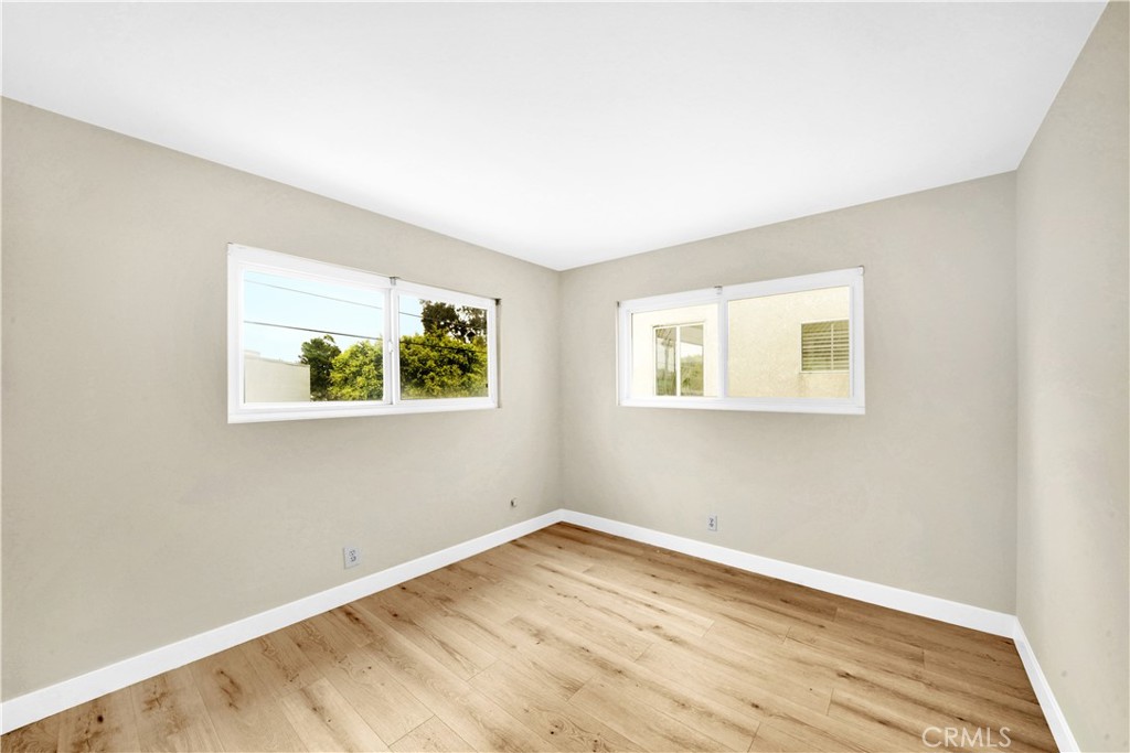 406 Jasmine 1/2, Newport Beach CA 92625 - photo 19