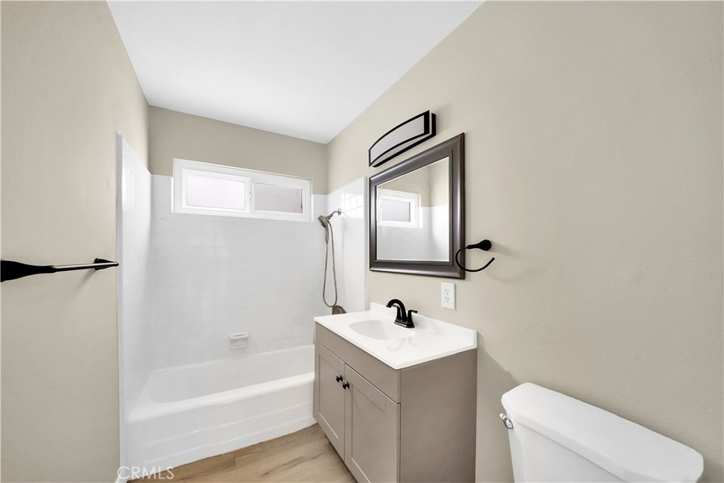 406 Jasmine 1/2, Newport Beach CA 92625 - photo 21