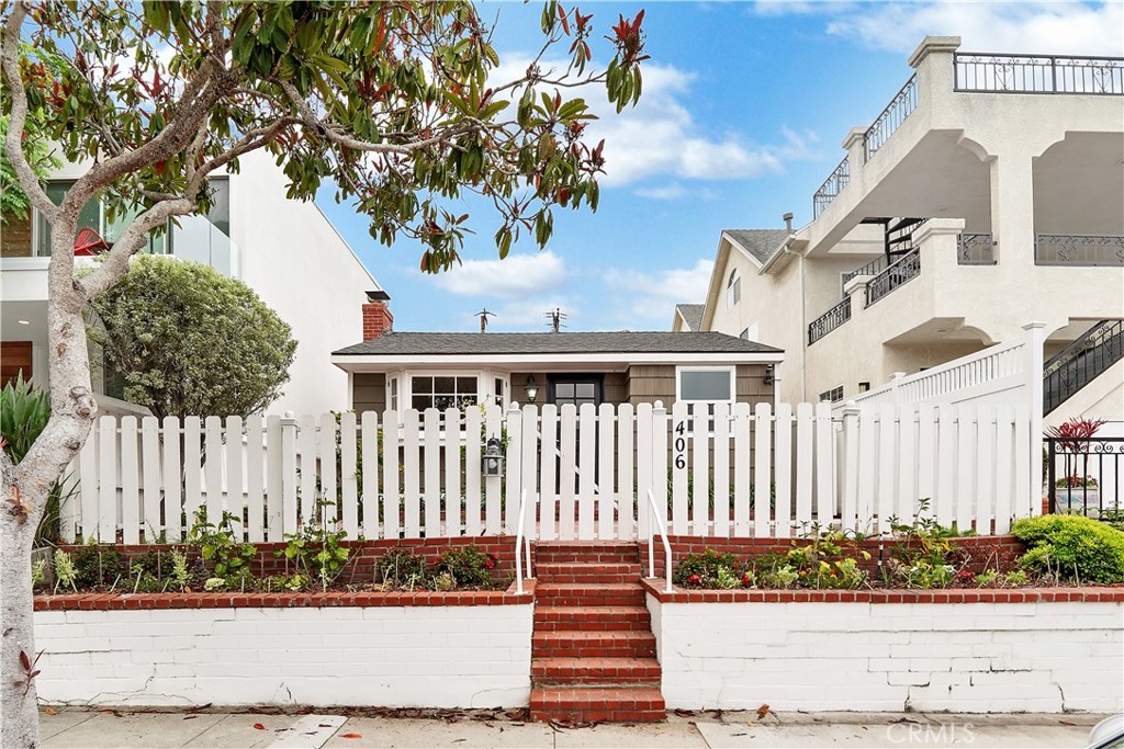 406 Jasmine 1/2, Newport Beach CA 92625 - photo 23