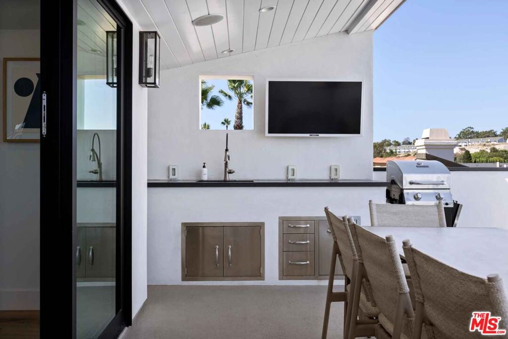 4106 River Avenue 2, Newport Beach CA 92663 - photo 32