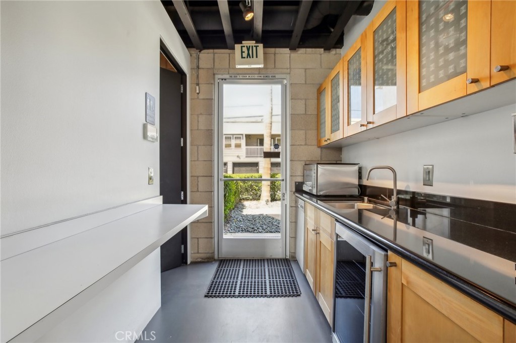 411 30th Street, Newport Beach CA 92663 - photo 12