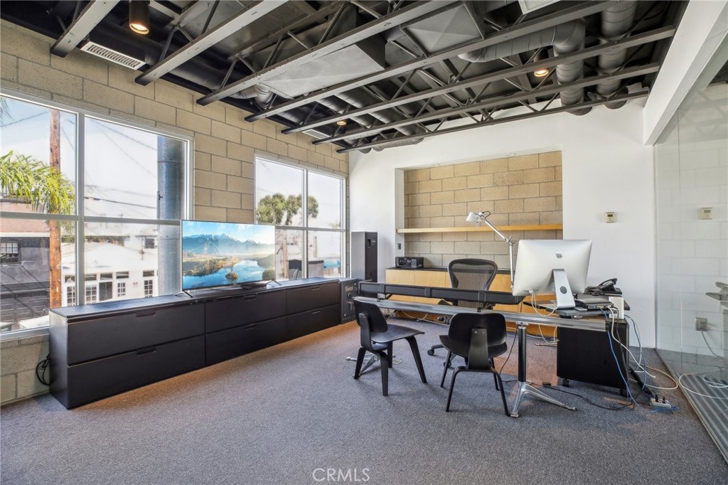 411 30th Street, Newport Beach CA 92663 - photo 23