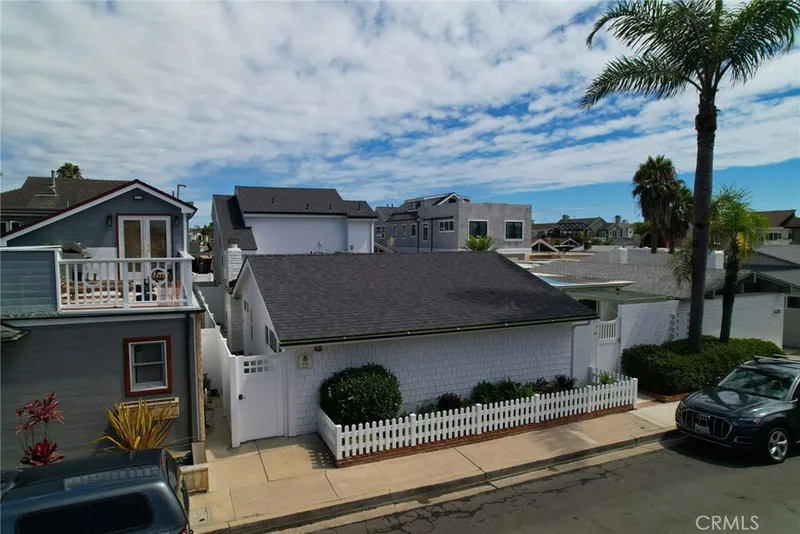 412 Colton Street, Newport Beach, CA 92663