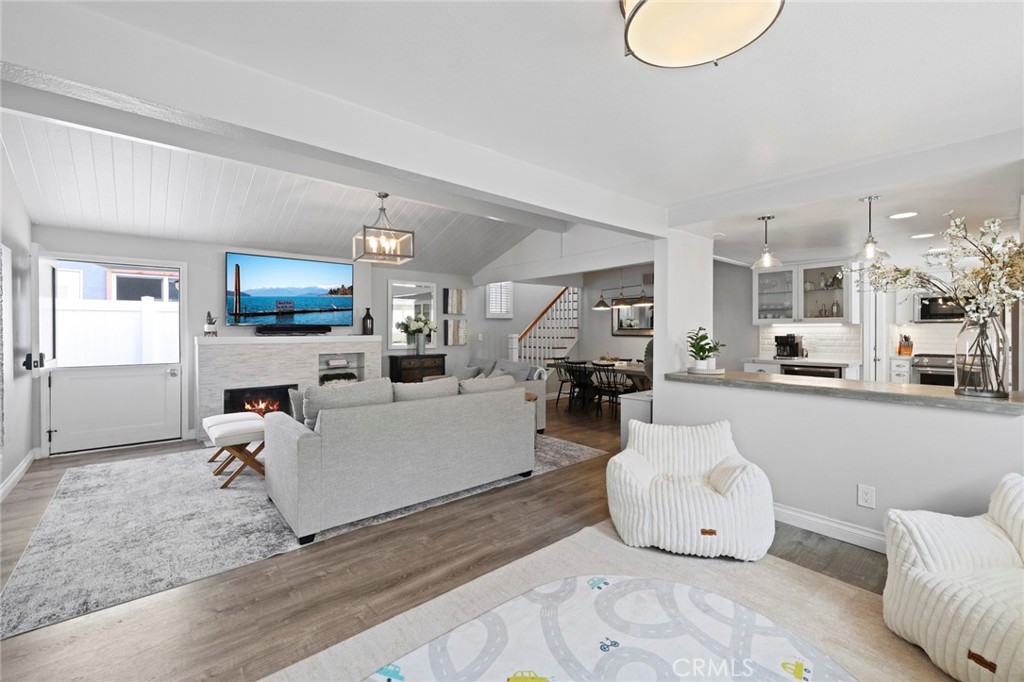 412 Colton Street, Newport Beach CA 92663 - photo 10