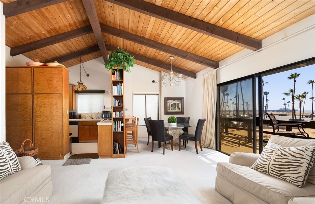 412 E Oceanfront, Newport Beach CA 92661 - photo 32