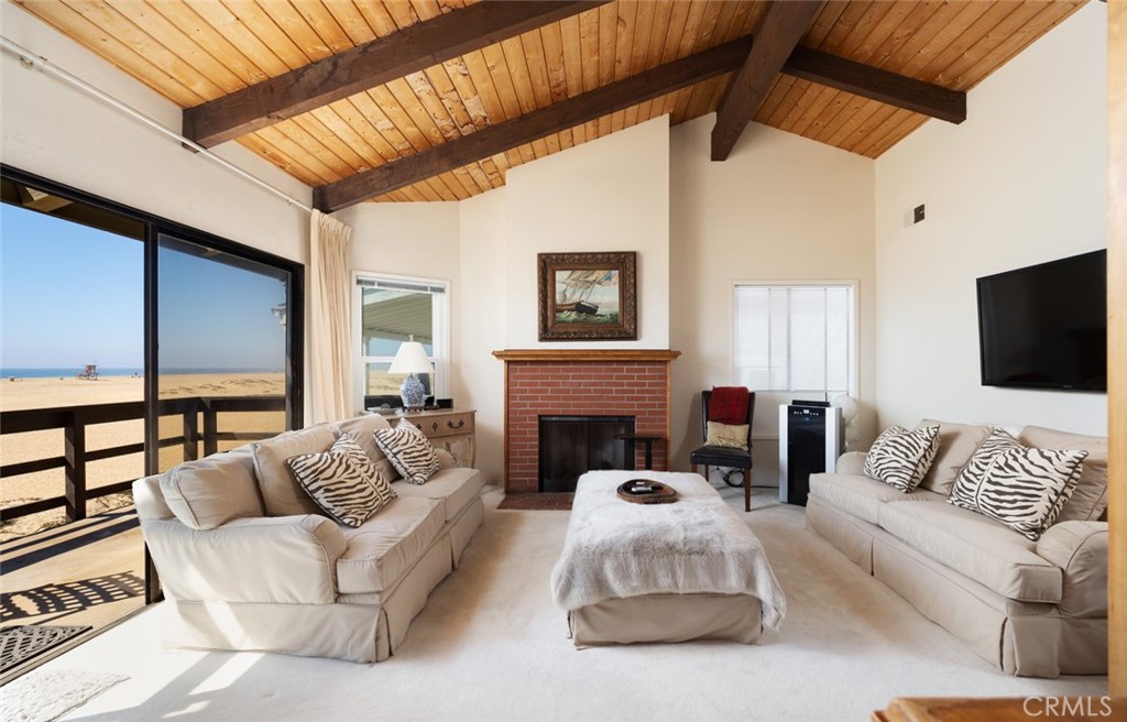 412 E Oceanfront, Newport Beach CA 92661 - photo 35