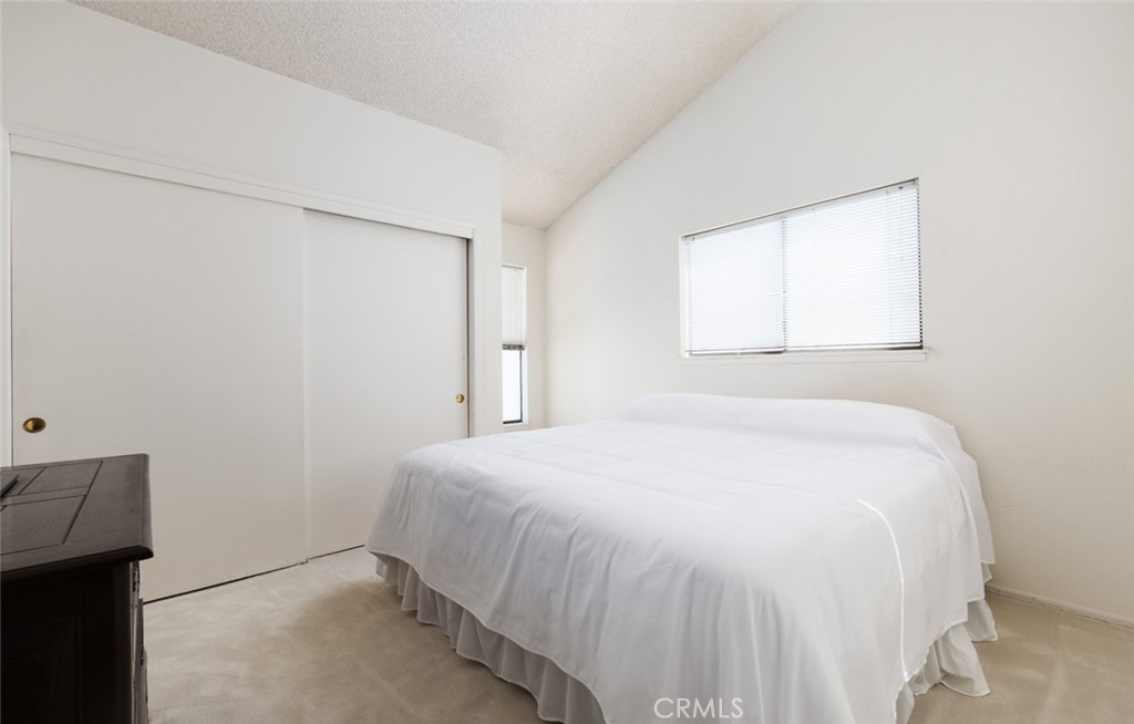 412 E Oceanfront, Newport Beach CA 92661 - photo 42