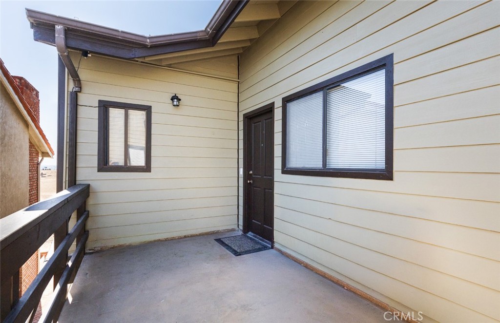 412 E Oceanfront, Newport Beach CA 92661 - photo 46